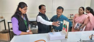 Demonstration of Experiment and Models - Shriram Mahila Vidnyan Mahavidyalaya, Paniv